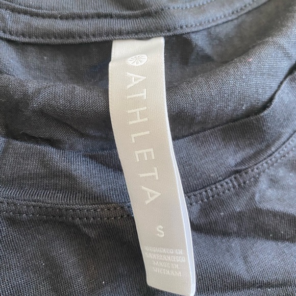 Athleta Unstoppable Tee - Picture 3 of 6